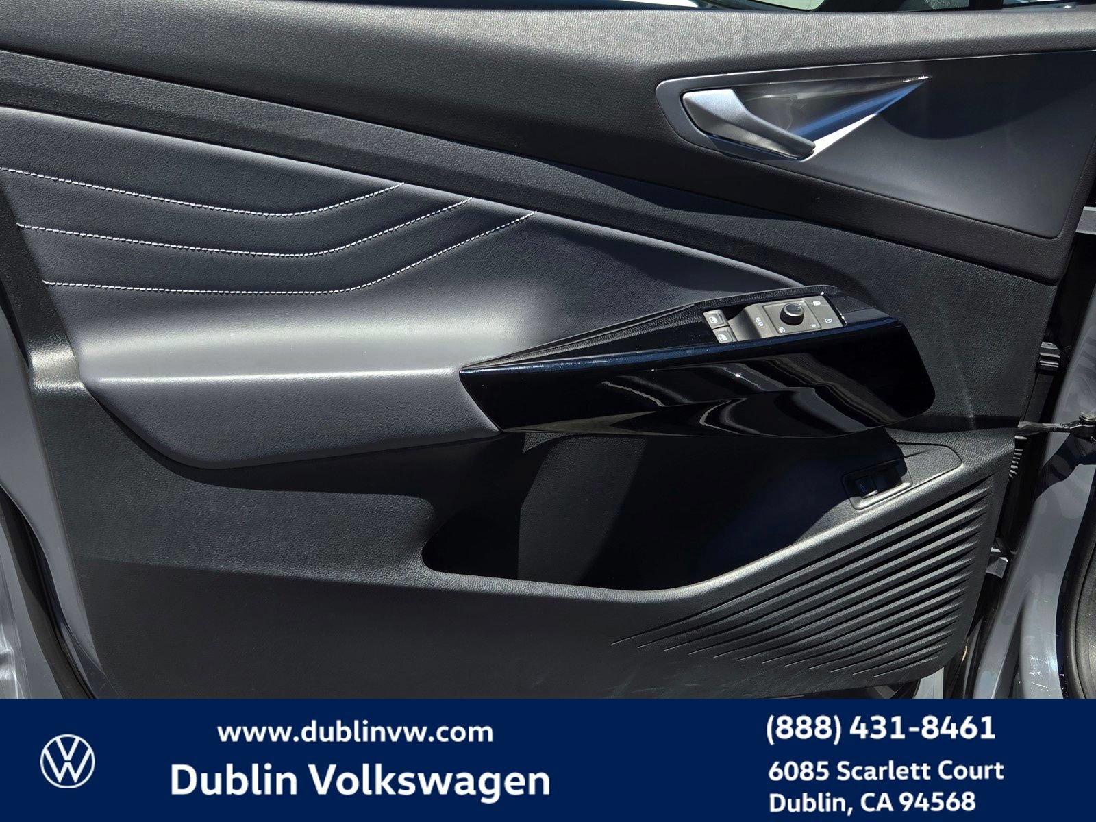 Used 2023 Volkswagen ID.4 Pro S RWD image 10