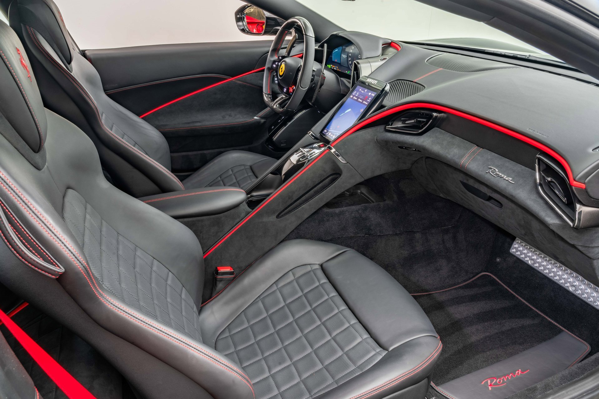 Certified 2024 Ferrari Roma Base image 42