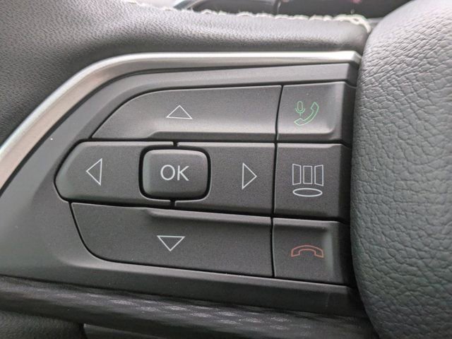 New 2025 Jeep Grand Cherokee Altitude image 22