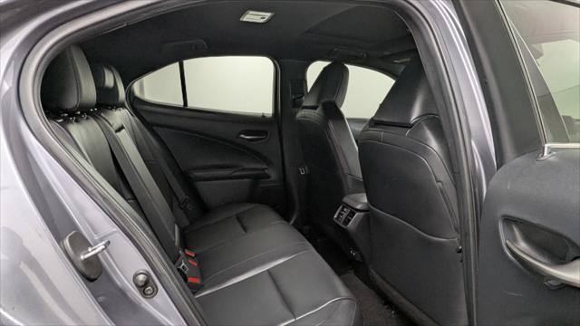 Used 2020 Lexus UX 200 w/ Accessory Package FWD image 18