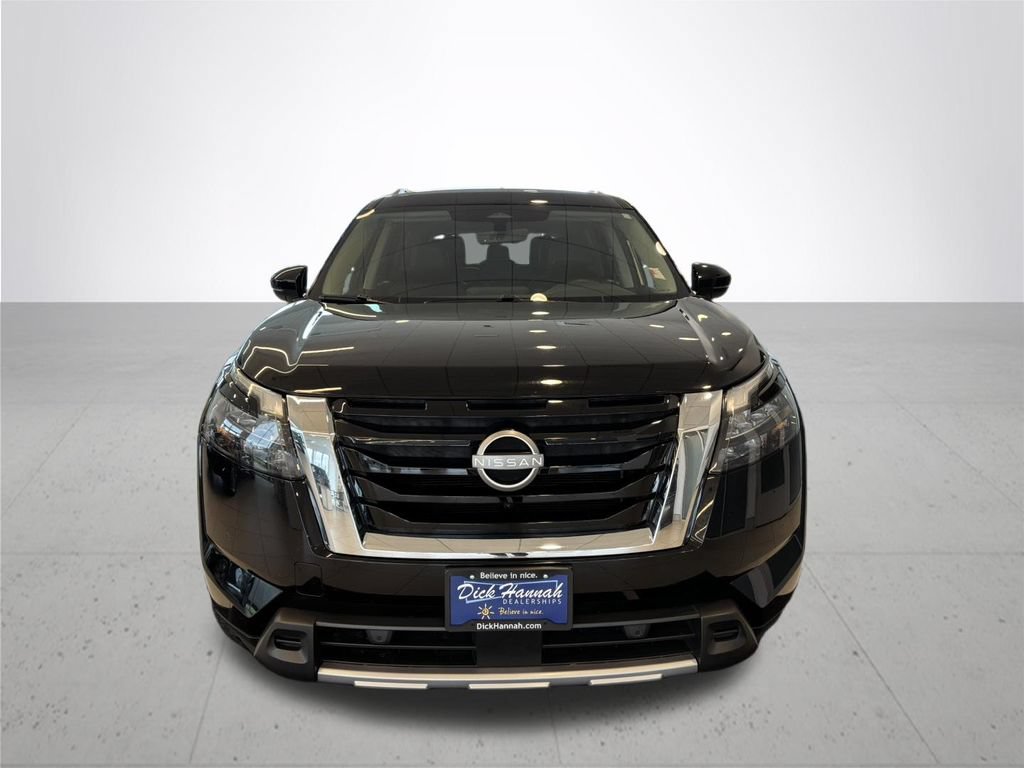 Certified 2025 Nissan Pathfinder SL AWD/4WD image 3