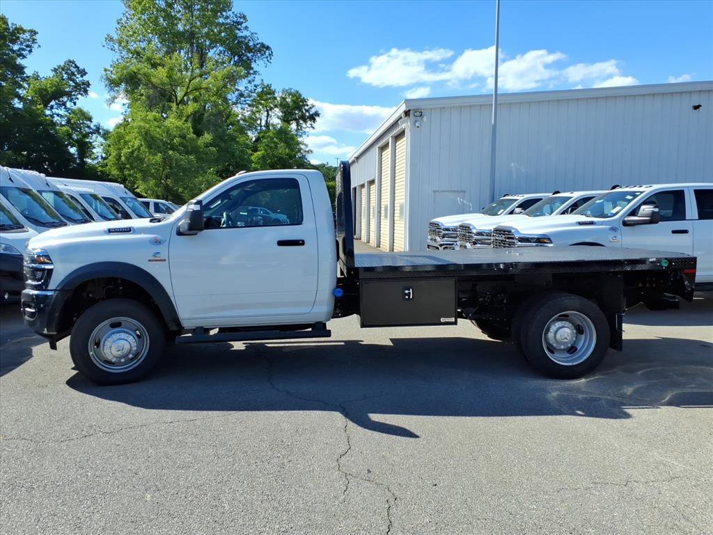 New 2026 RAM 5500 Tradesman AWD/4WD image 7