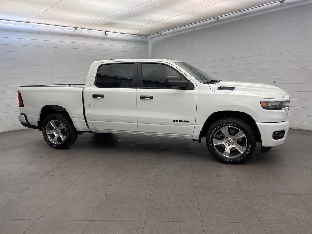 New 2026 RAM 1500 Express RWD image 2