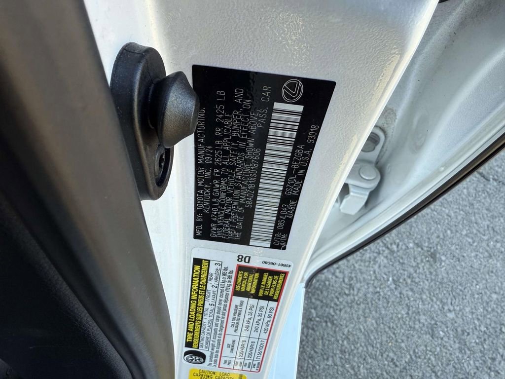 Used 2025 Lexus ES 350 w/ Premium Package image 32