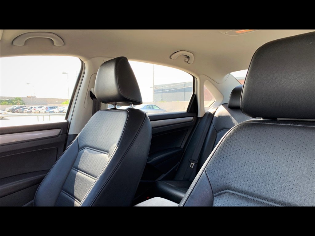 Used 2015 Volkswagen Passat 1.8T Wolfsburg Edition FWD image 10