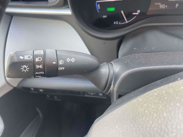 Certified 2025 Toyota Sienna XLE FWD image 26