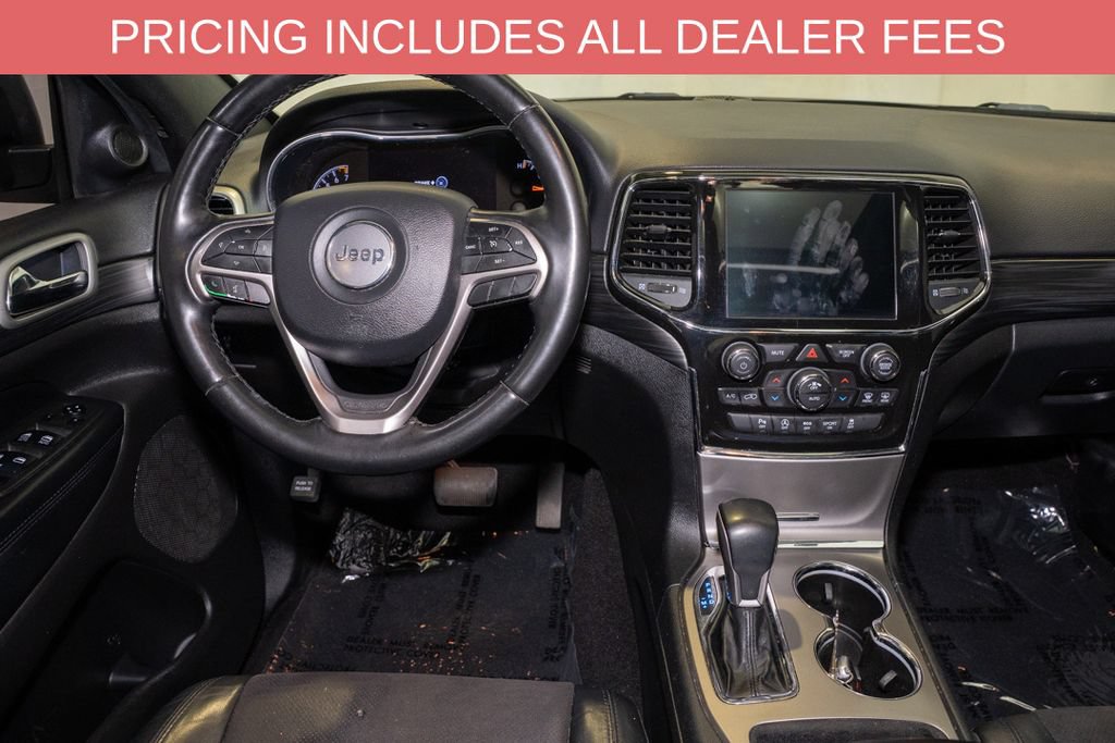 Used 2021 Jeep Grand Cherokee Laredo X AWD/4WD image 8