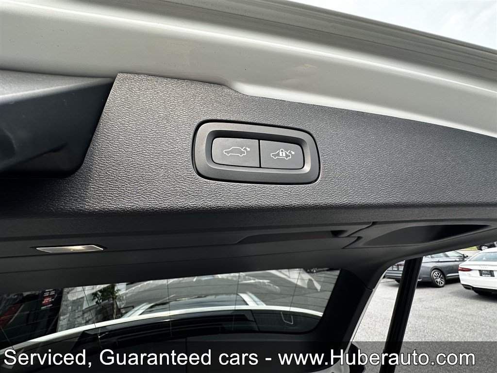 Used 2023 Volvo V60 B5 Cross Country Plus w/ Climate Package AWD/4WD image 22