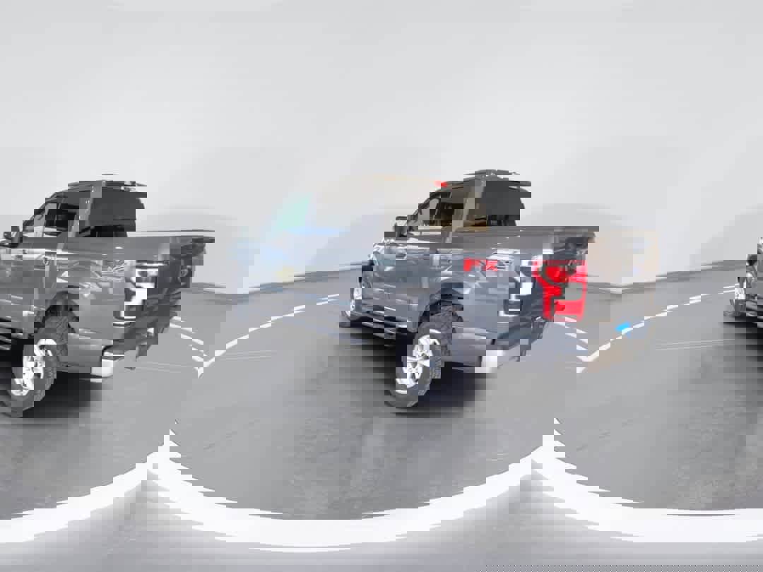 Used 2019 Ford F150 XLT w/ Equipment Group 301A Mid image 6