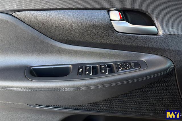 Used 2021 Hyundai Santa Fe SEL image 11