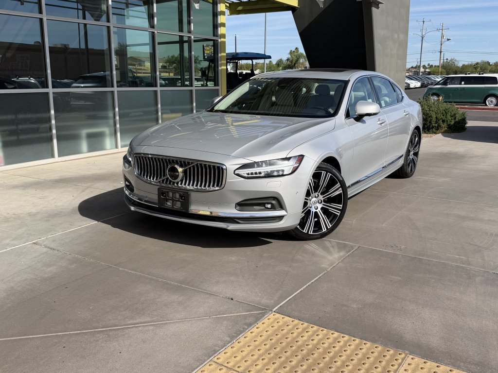 Used 2024 Volvo S90 B6 Plus w/ Protection Package Premier AWD/4WD image 2