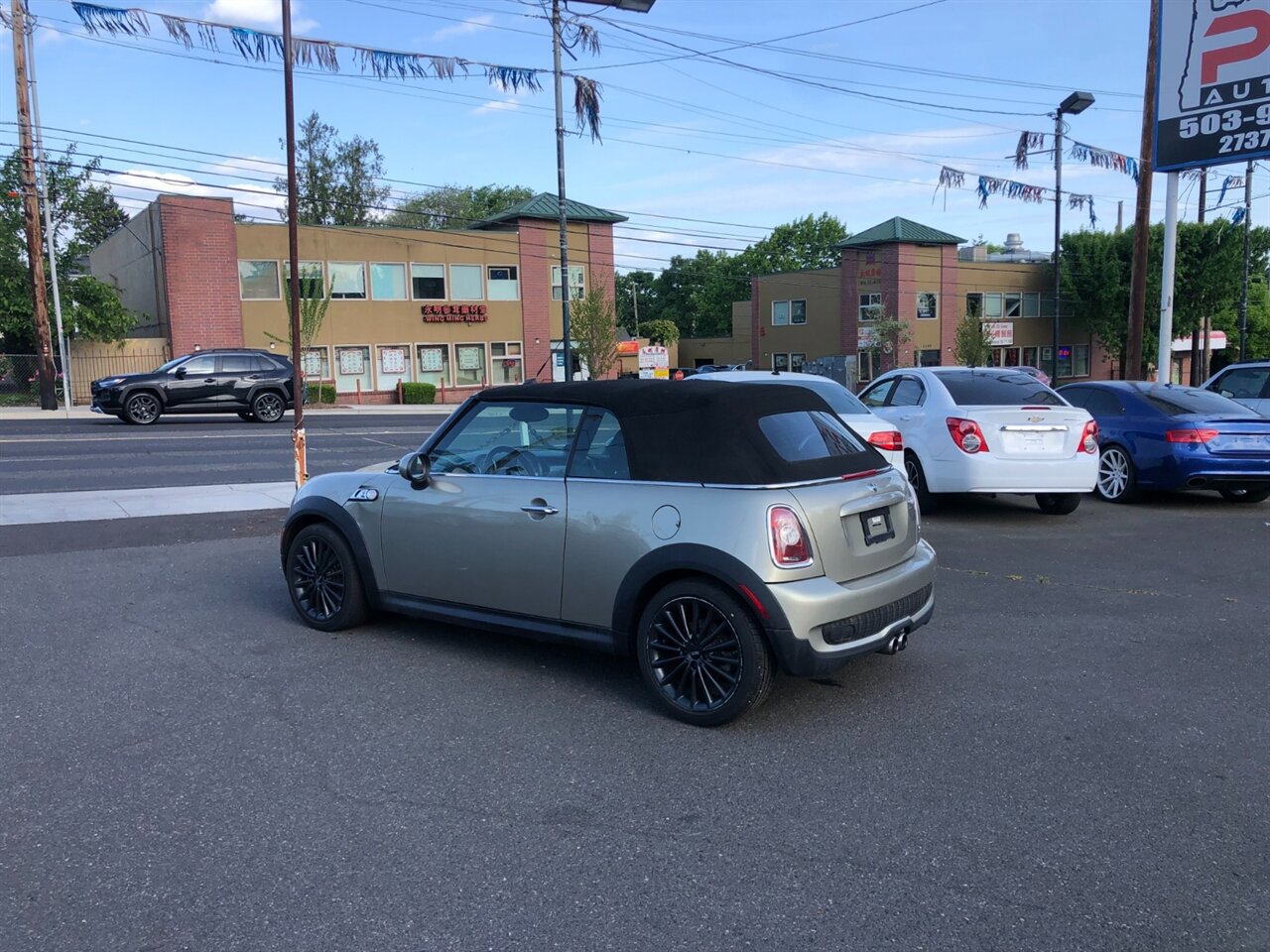 Used 2009 MINI Cooper S FWD image 4