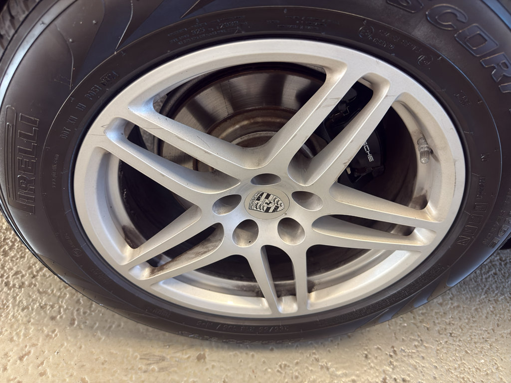 Used 2017 Porsche Macan AWD/4WD image 35