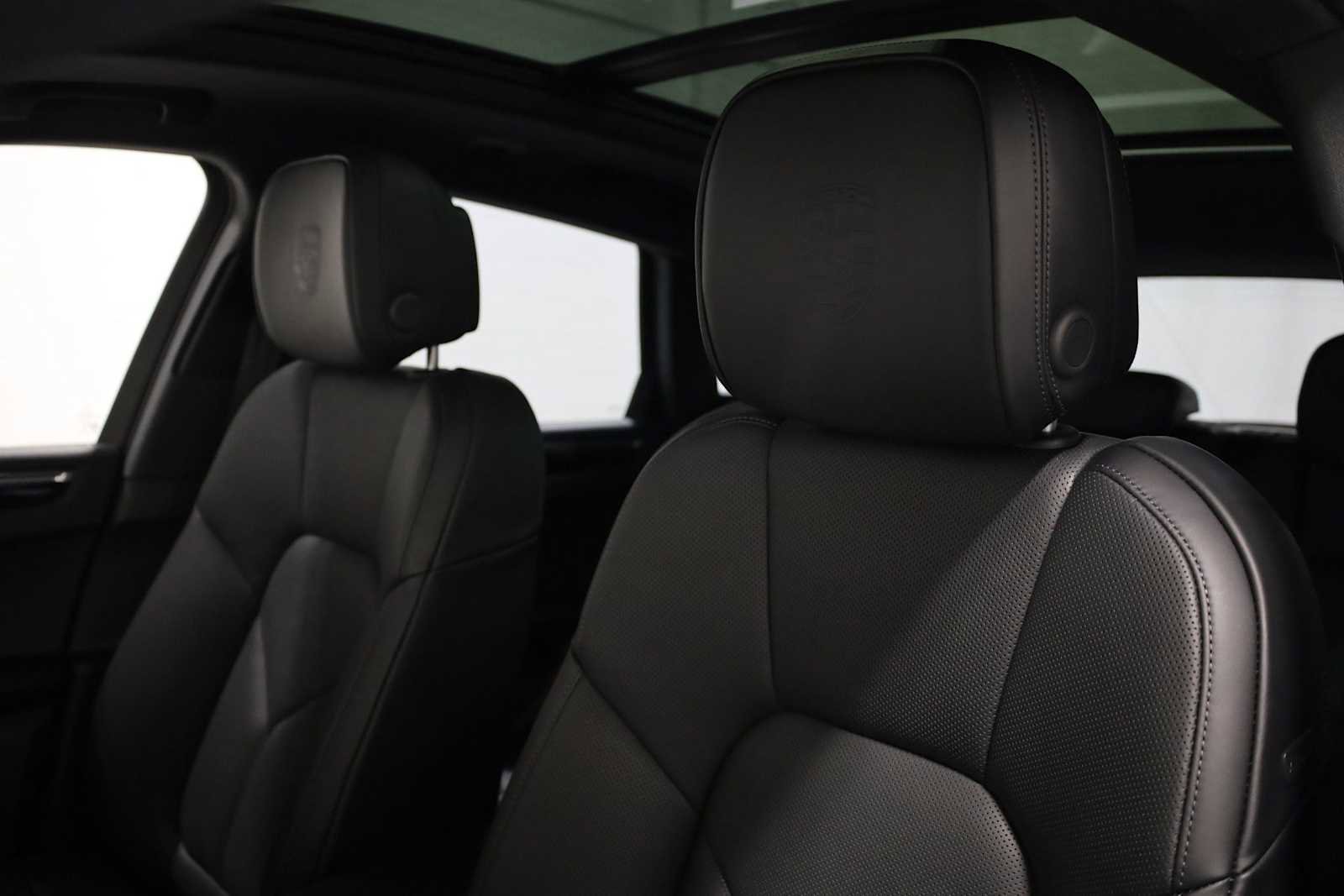 New 2026 Porsche Macan S image 19