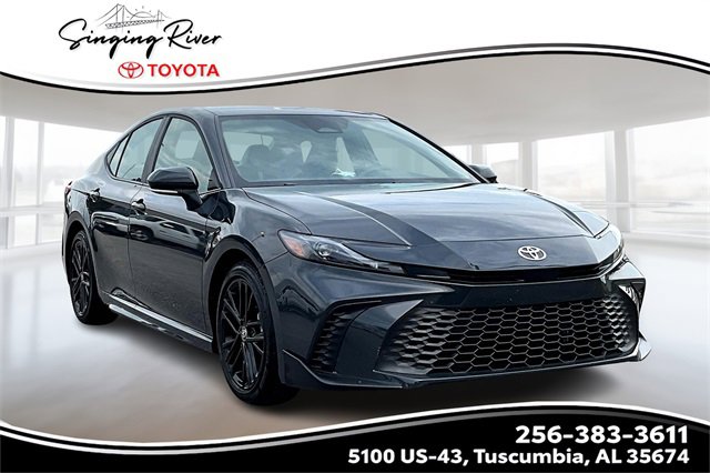 Used 2025 Toyota Camry SE