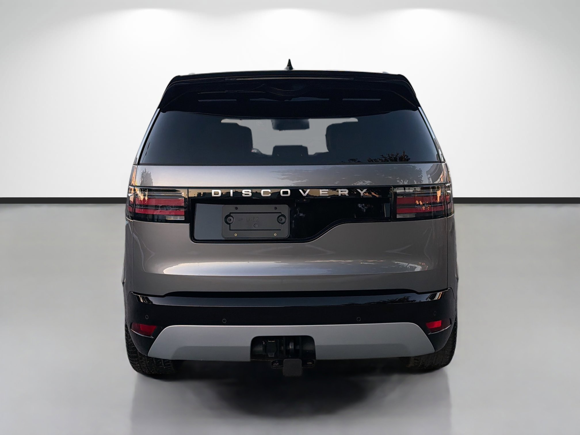 New 2026 Land Rover Discovery Limited Edition image 4
