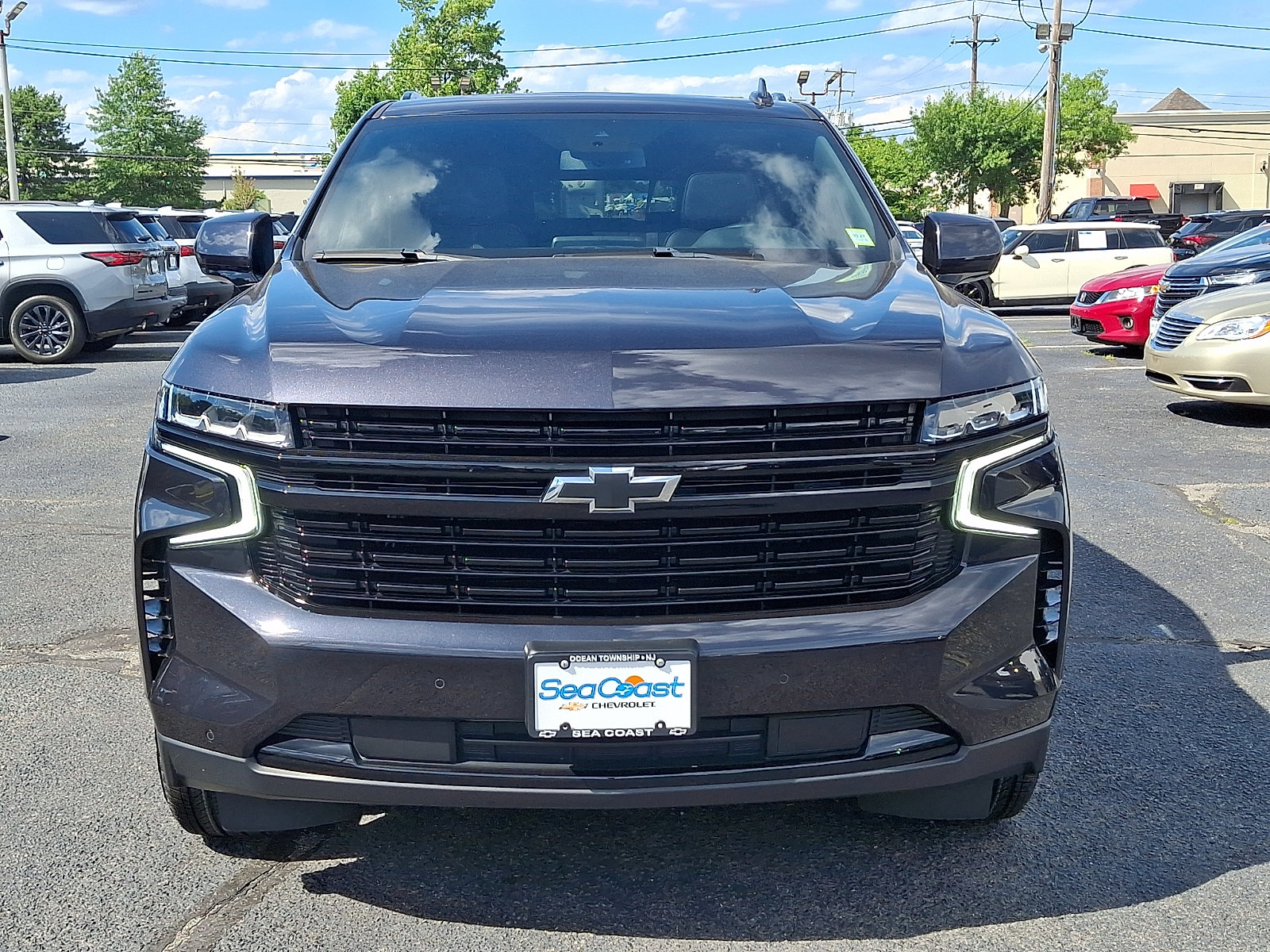 Certified 2023 Chevrolet Suburban RST AWD/4WD image 2
