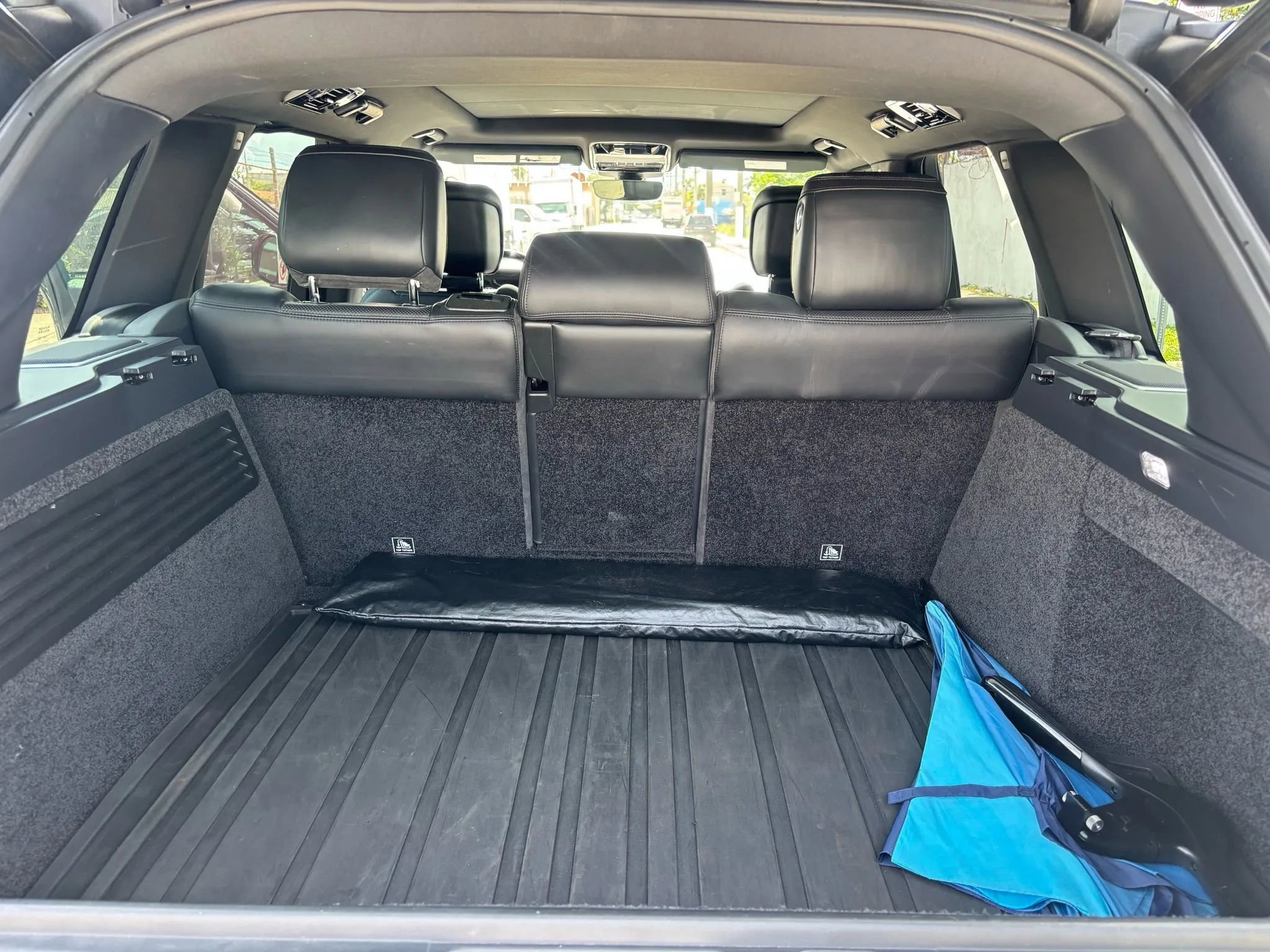 Used 2019 Land Rover Range Rover Supercharged image 14