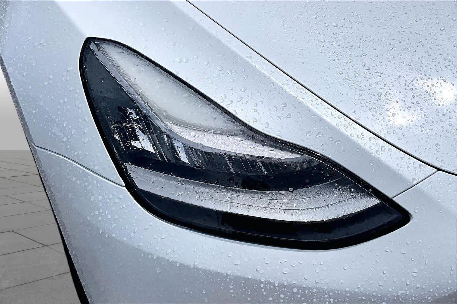 Used 2020 Tesla Model Y Long Range AWD/4WD image 26