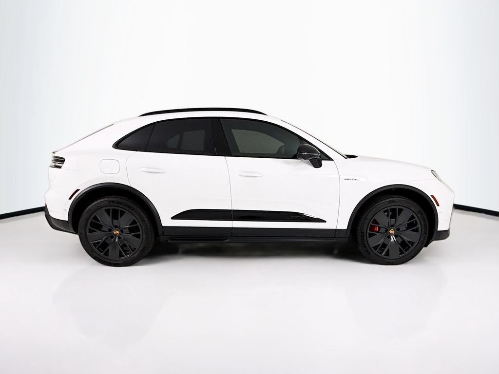 New 2026 Porsche Macan GTS Electric AWD/4WD image 8