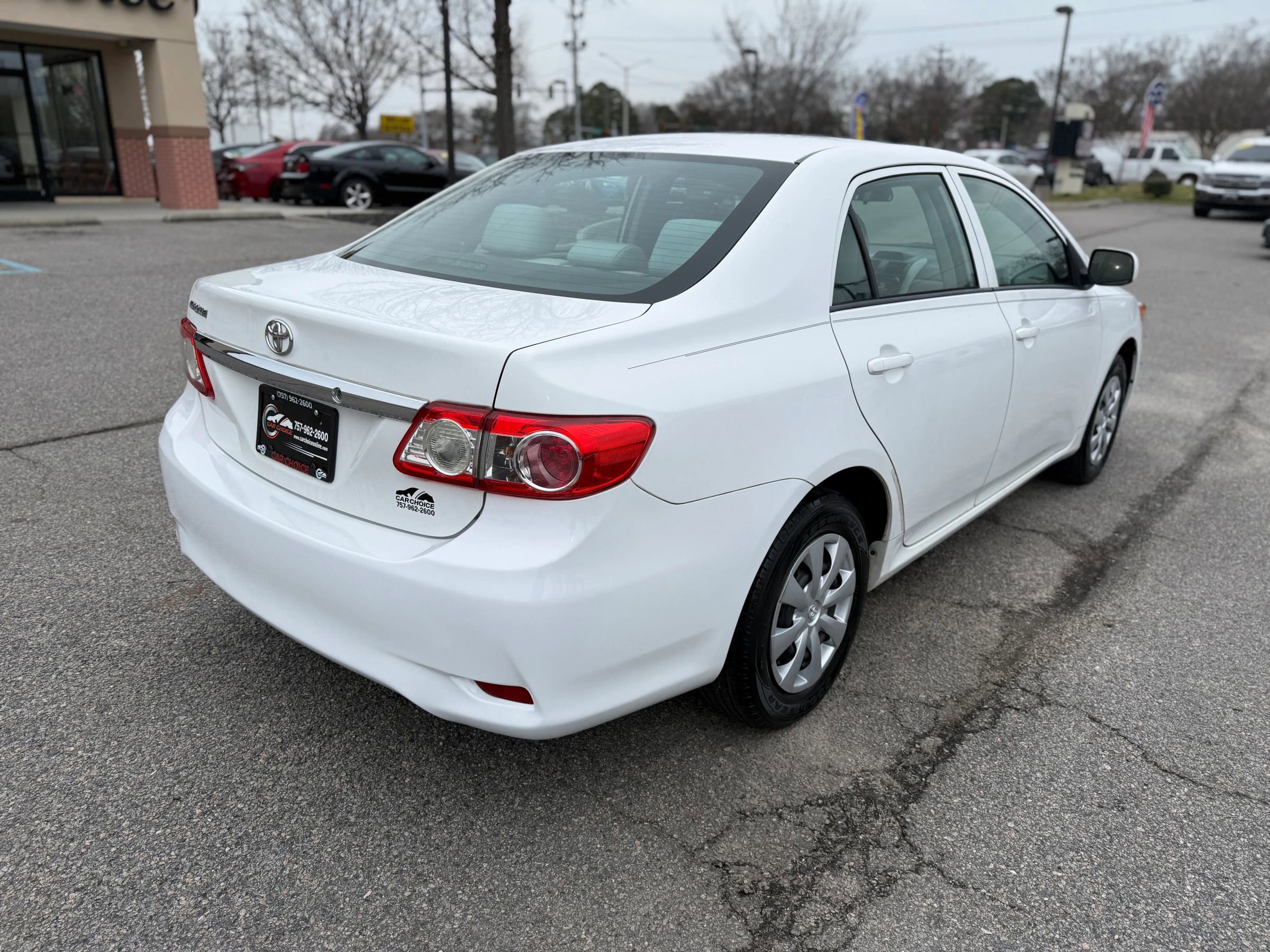 Used 2013 Toyota Corolla L FWD image 7