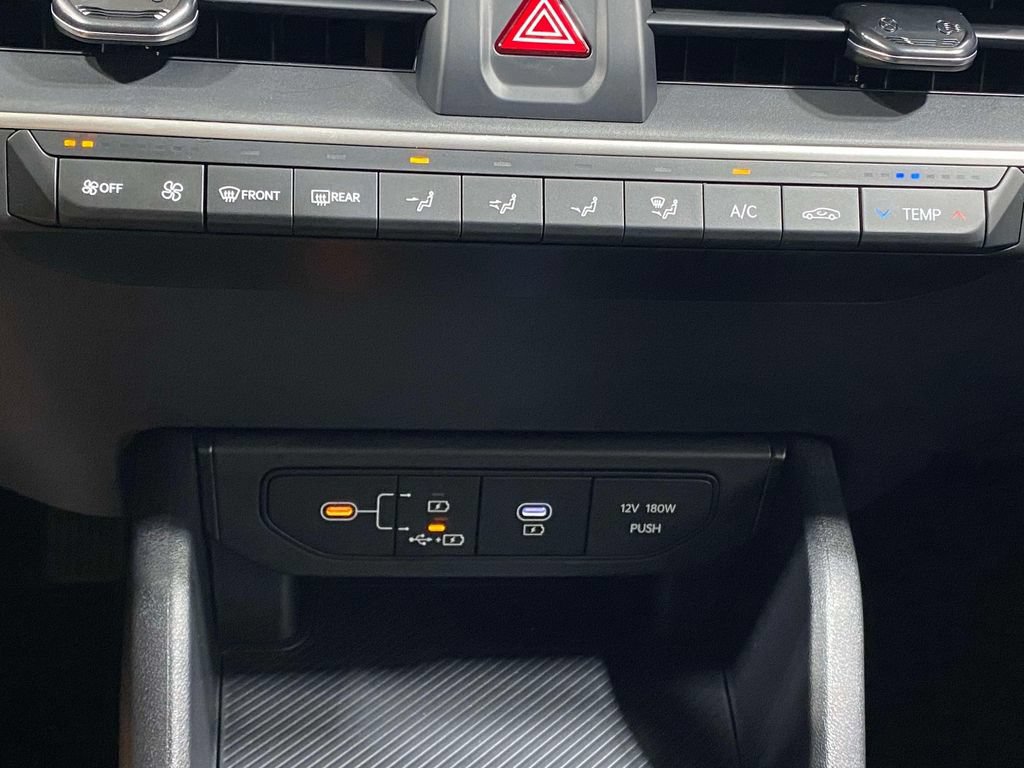 New 2026 Kia K4 FWD image 31
