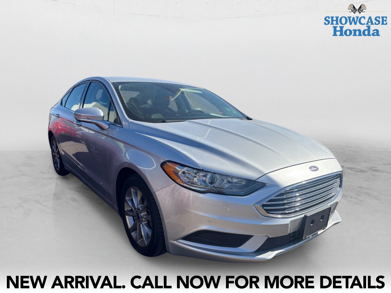 Used 2017 Ford Fusion SE image 6