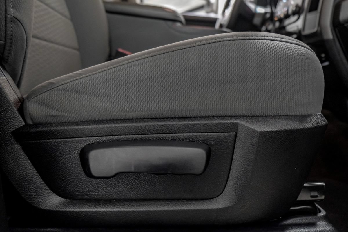 Used 2013 RAM 1500 Express RWD image 31