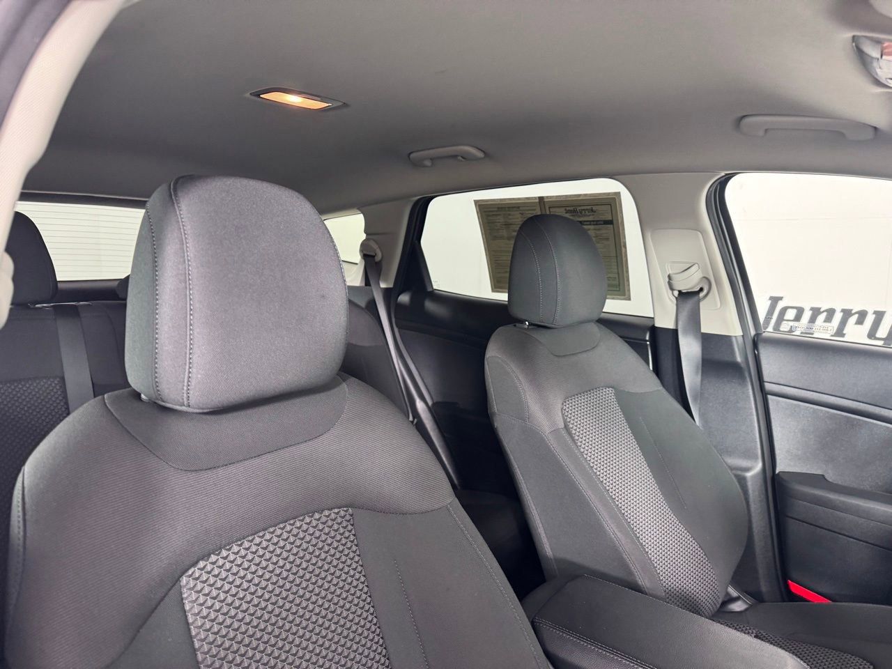 Used 2024 Kia Sportage LX image 30