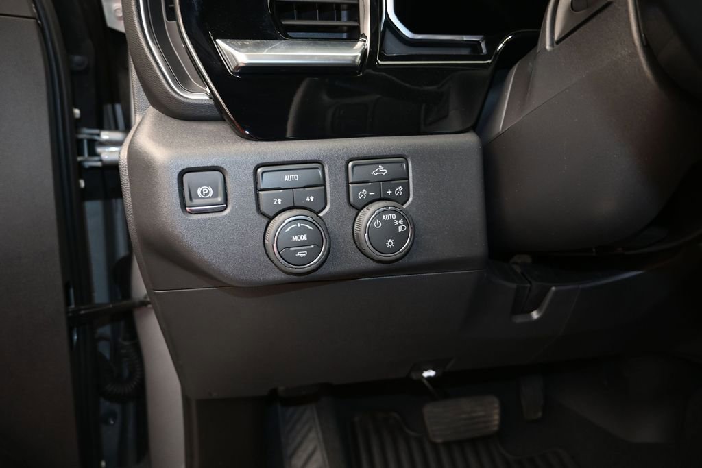 Certified 2026 Chevrolet Silverado 1500 LT w/ Convenience Package II AWD/4WD image 12