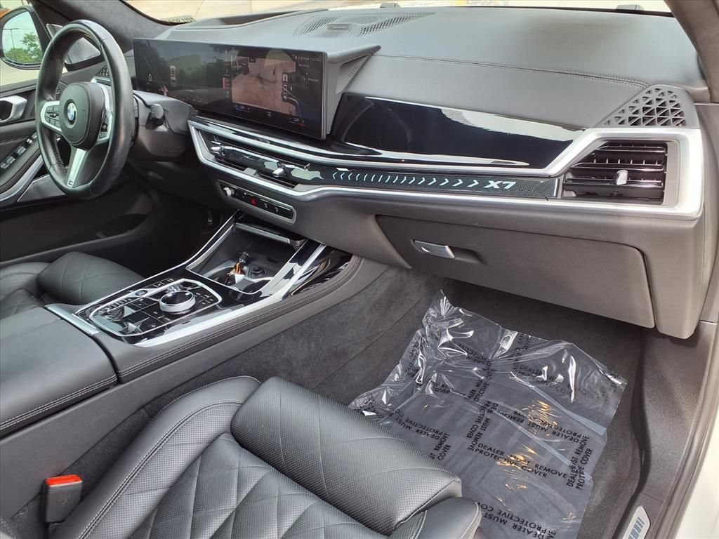 Used 2023 BMW X7 xDrive40i w/ Executive Package AWD/4WD image 8