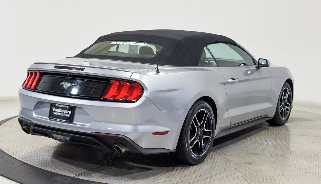 Used 2022 Ford Mustang Premium image 11