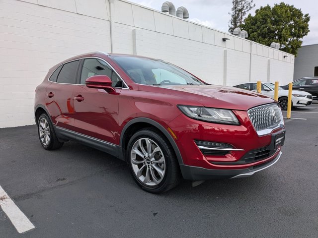 Used 2019 Lincoln MKC Select image 3