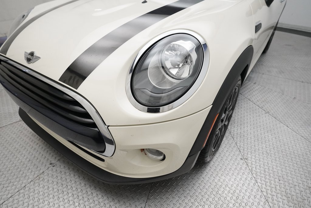 Used 2017 MINI Cooper 2-Door Hardtop image 21