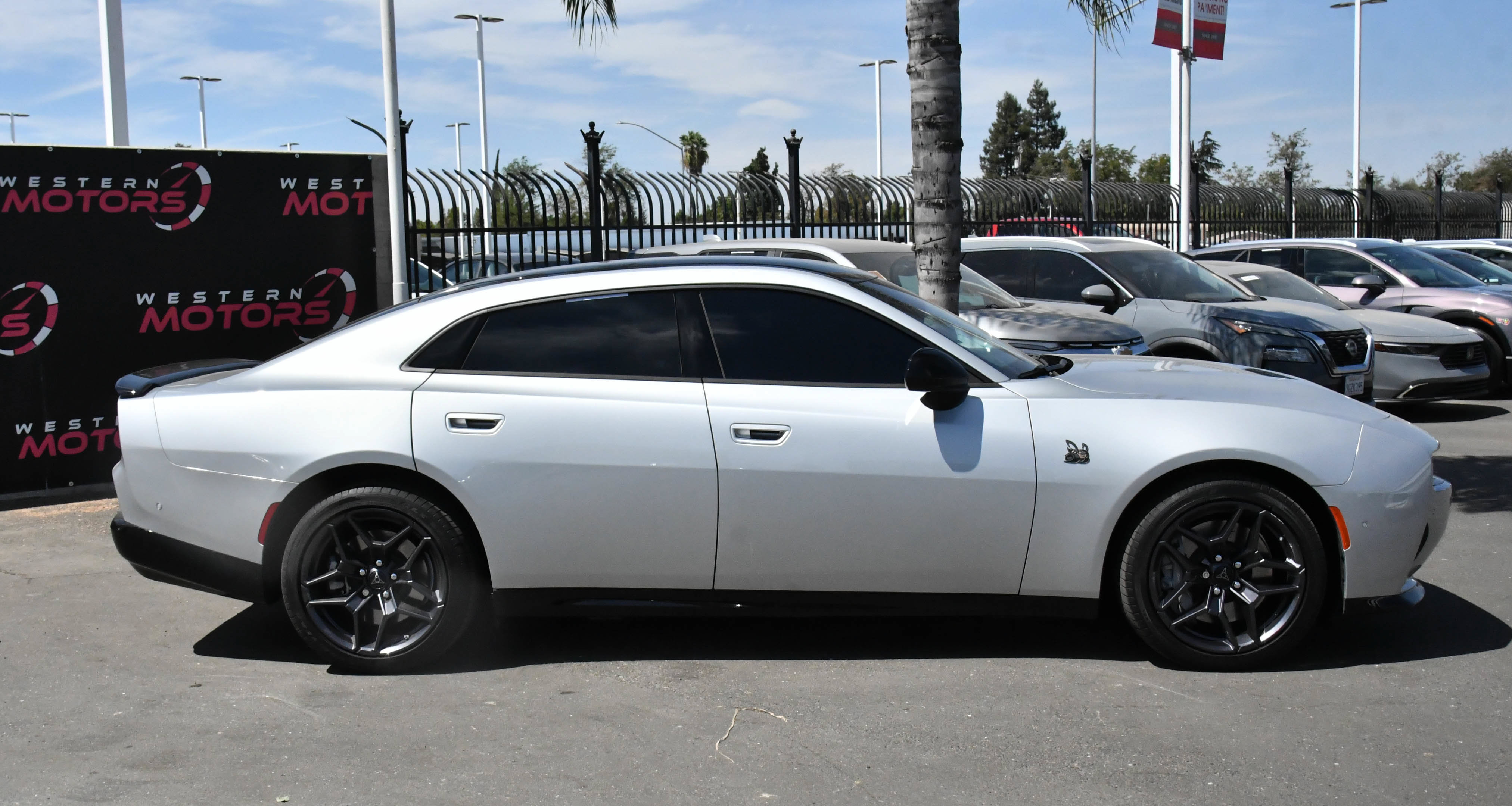 Used 2026 Dodge Charger Scat Pack w/ Blacktop Package AWD/4WD image 9