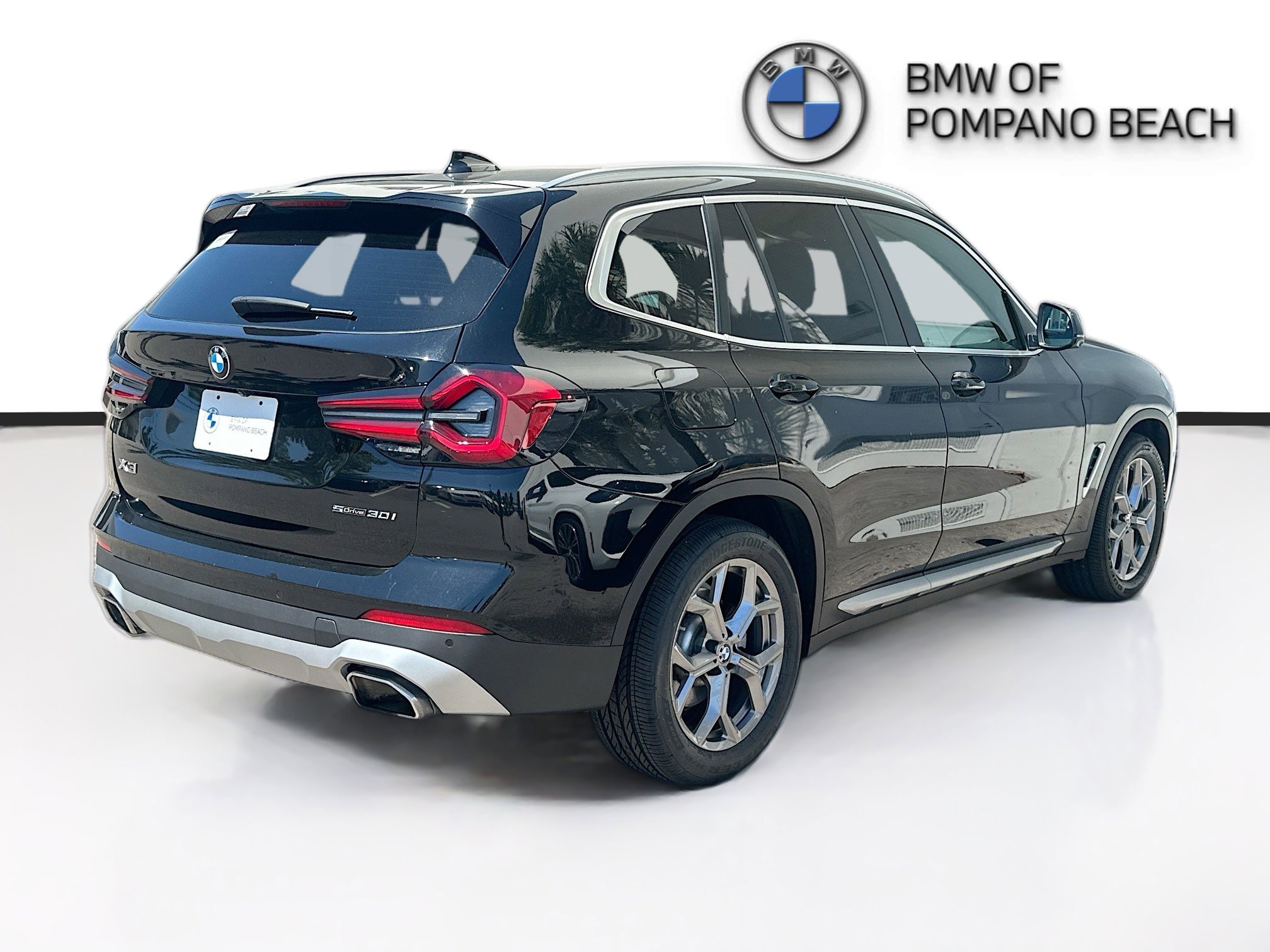 Used 2024 BMW X3 sDrive30i w/ Premium Package image 7