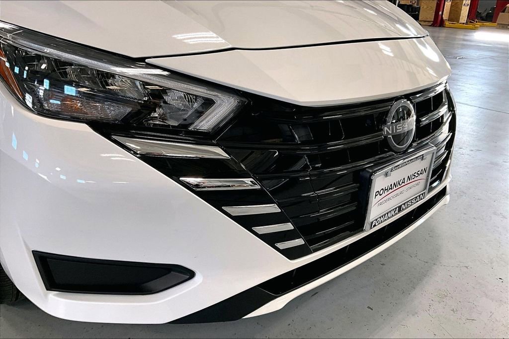 Certified 2025 Nissan Versa SV w/ Trunk Package image 29