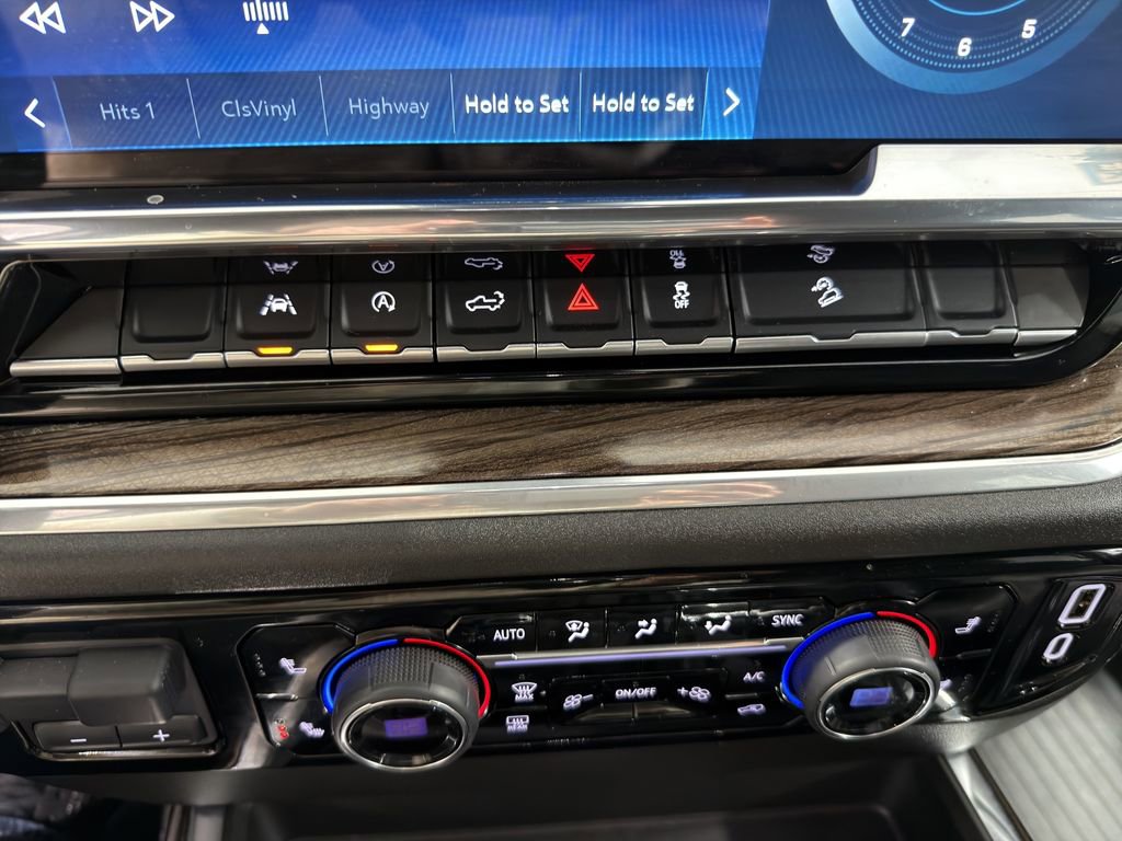 Used 2025 Chevrolet Silverado 1500 RST image 34