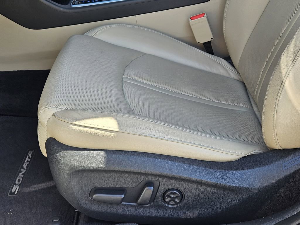 Used 2019 Hyundai Sonata Limited FWD image 17