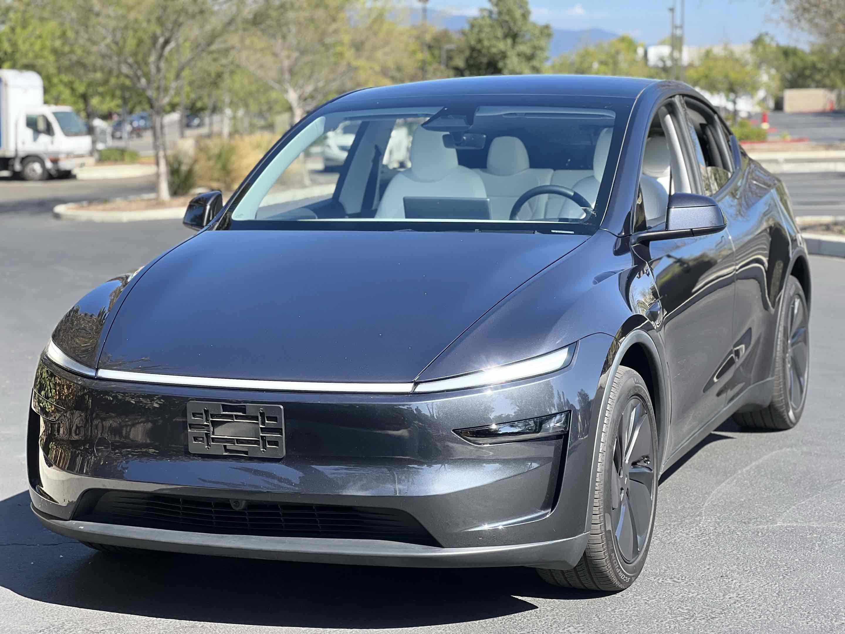 Used 2026 Tesla Model Y Long Range AWD/4WD image 12