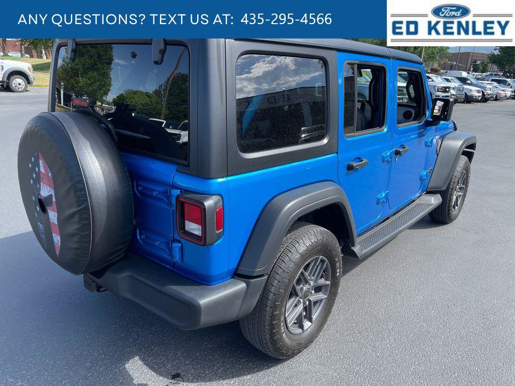 Used 2024 Jeep Wrangler Unlimited Sport AWD/4WD image 30