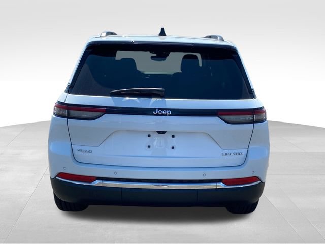 Used 2023 Jeep Grand Cherokee Limited AWD/4WD image 4