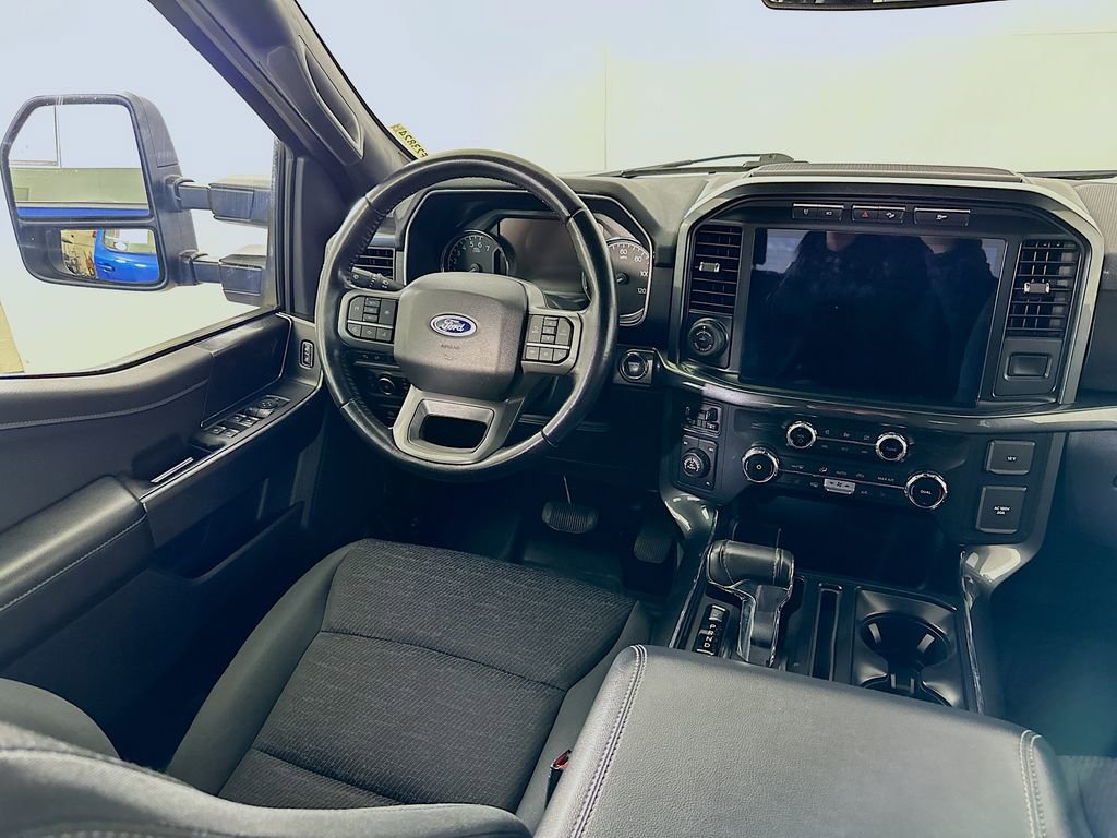 Used 2022 Ford F150 XLT w/ Equipment Group 302A High image 17