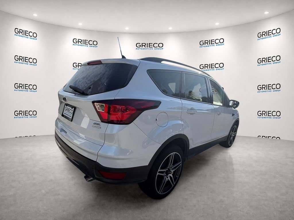 Certified 2019 Ford Escape SEL FWD image 7