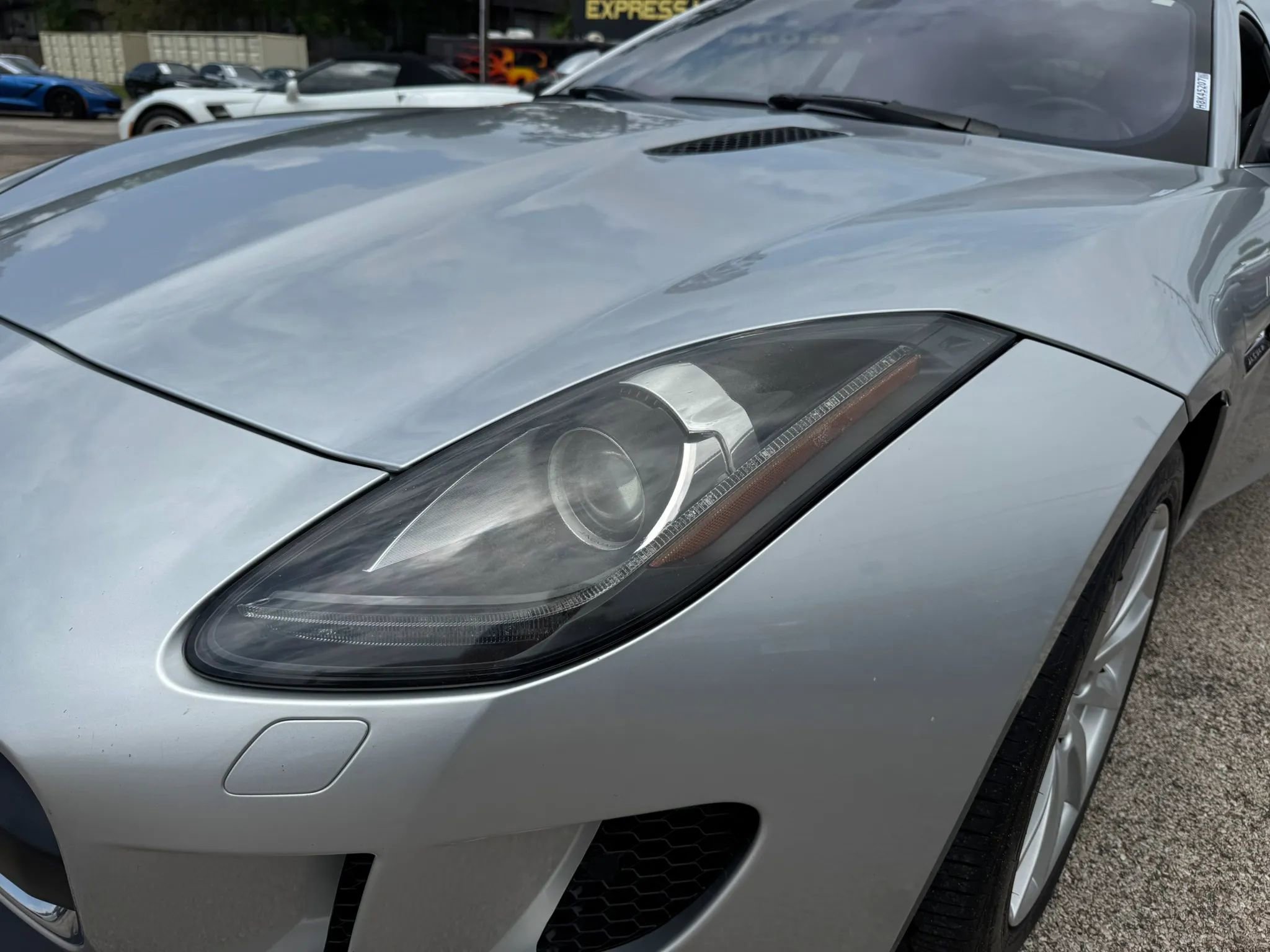 Used 2017 Jaguar F-TYPE Coupe RWD image 20