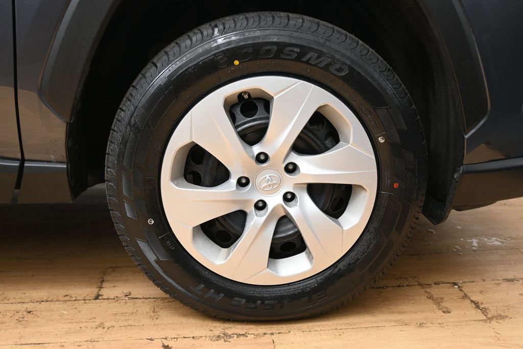 Used 2024 Toyota RAV4 LE image 14