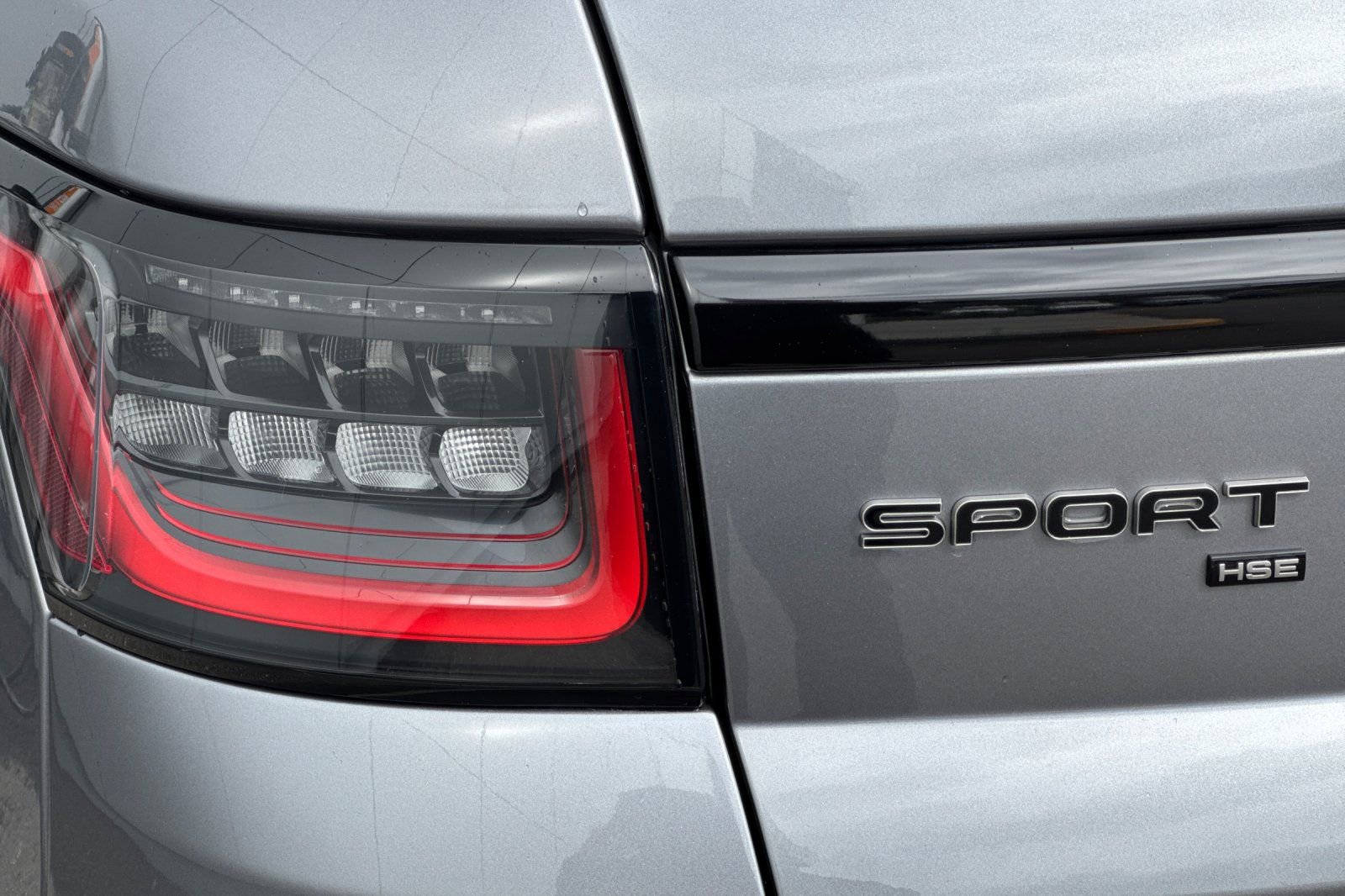 Used 2022 Land Rover Range Rover Sport HSE Silver Edition image 34