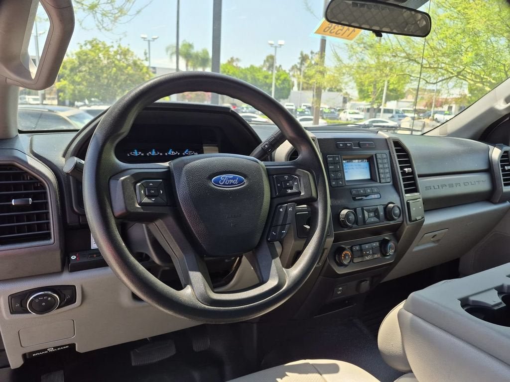 Used 2020 Ford F550 2WD Regular Cab Super Duty image 21