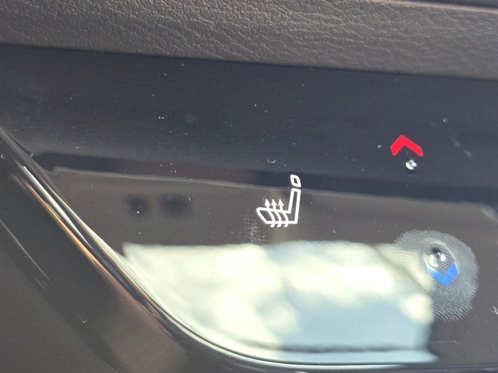 New 2026 Nissan Kicks SR w/ SR Premium Package image 5