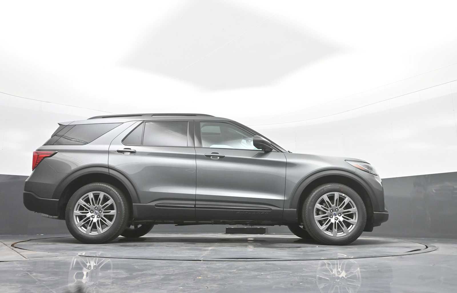 New 2026 Ford Explorer Active w/ Active Comfort Package image 23